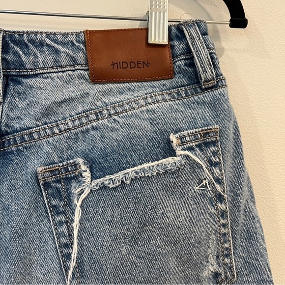 Hidden High Rise Distressed Mom Shorts - Picture 9 of 9